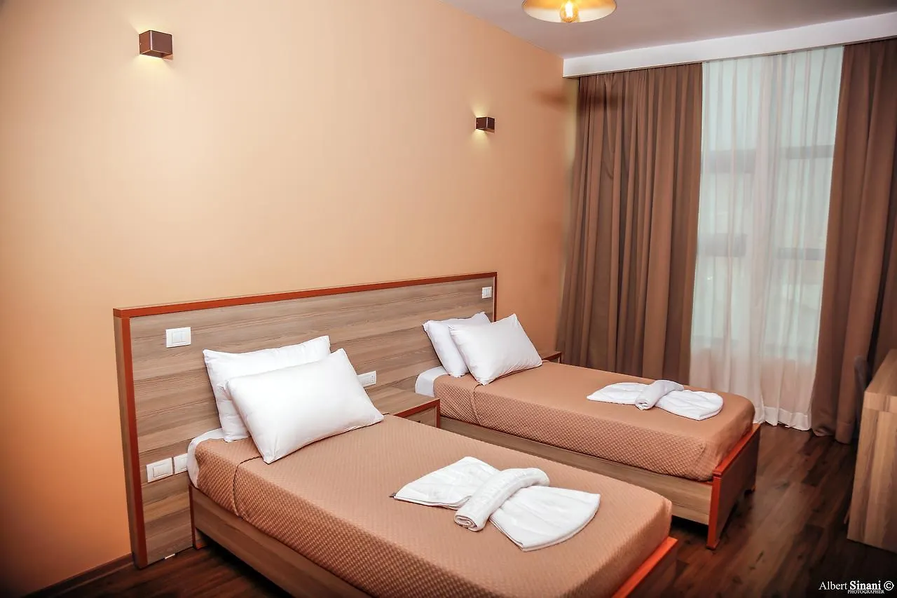 Arc Hotel Tirana Yzberish